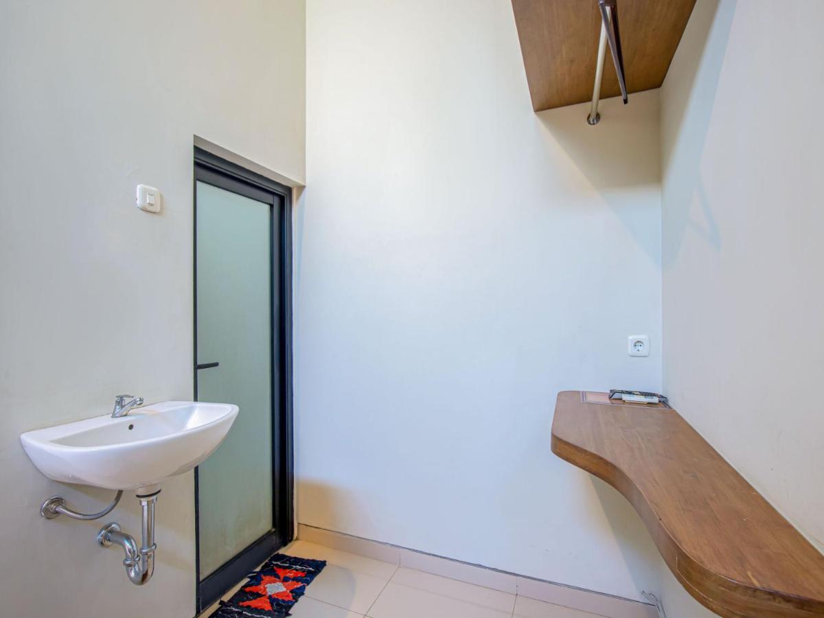 Casa Ts 16 Hotel Malang Exterior photo